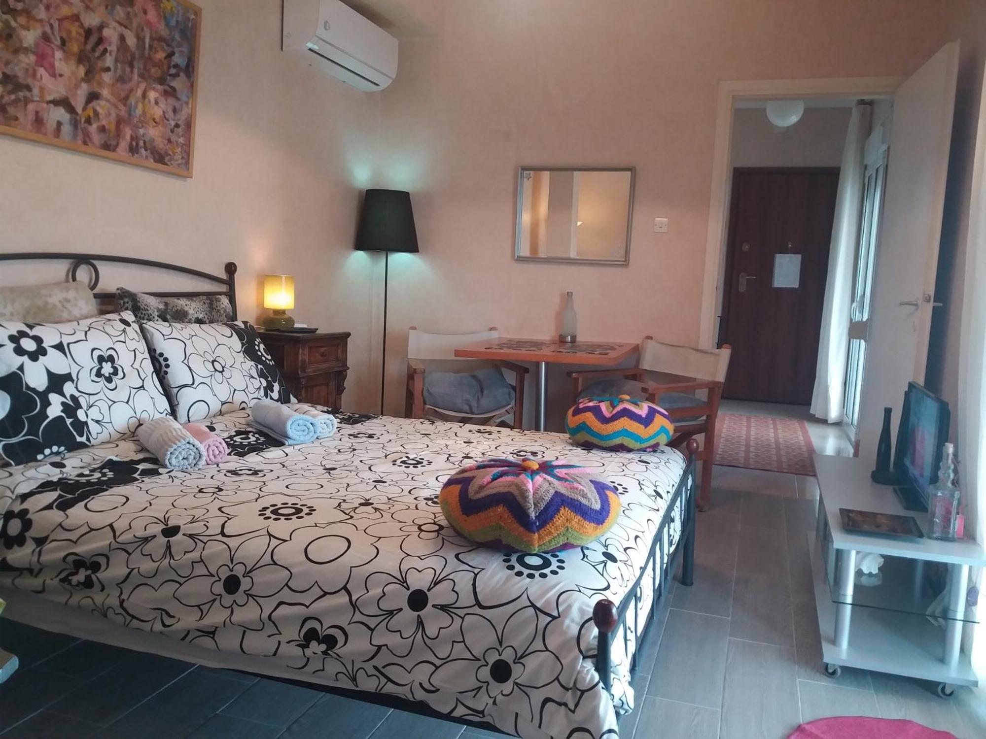 Excellent Sunny Apartments!Enjoy Yourrelaxwithview Athens Room photo